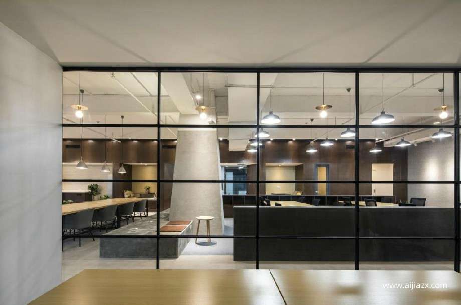 300平米辦公空間設計效果圖